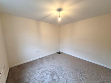 6 bedroom Town house to let in Ravenswood Avenue, Ravenswood, Ipswich, IP3