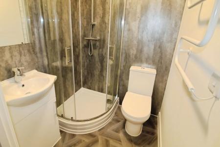 1 bedroom Flat to let in Tower Ramparts, Ipswich, IP1