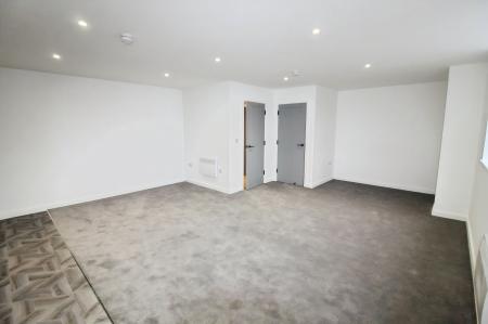 1 bedroom Flat to let in Tower Ramparts, Ipswich, IP1