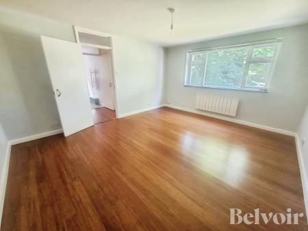 2 bedroom Flat for sale in Belstead Avenue, Ipswich, IP2