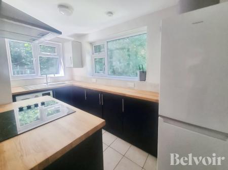 2 bedroom Flat for sale in Belstead Avenue, Ipswich, IP2