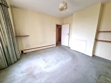 3 bedroom Bungalow for sale in Foxhall Road, Ipswich, IP4