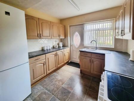 3 bedroom Semi-detached house for sale in Worcester Road, Ipswich, IP3
