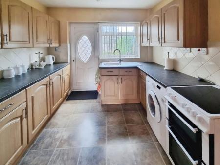 3 bedroom Semi-detached house for sale in Worcester Road, Ipswich, IP3
