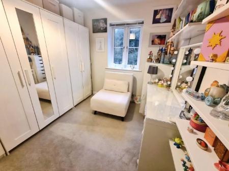 3 bedroom Semi-detached house for sale in Sandy Close, Great Blakenham, IP6