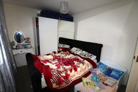 2 bedroom Flat for sale in Firmin Close, Ipswich, IP1
