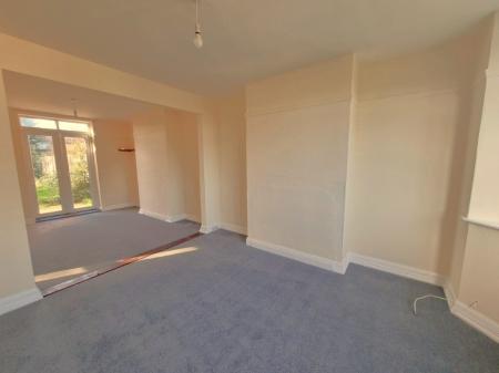 3 bedroom Semi-detached house to let in Marlow Road, Ipswich, IP1