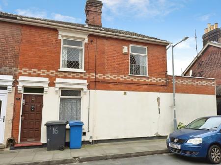 4 bedroom End of terrace house for sale in Elliott Street, Ipswich, IP1