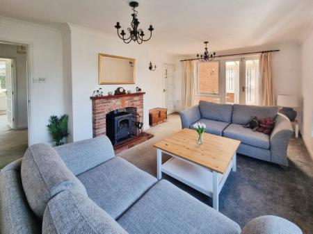 4 bedroom Detached house for sale in St Peters Close, Henley, IP6