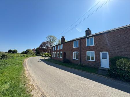 3 bedroom Cottage to let in Box Iron Row Cottage Wades Lane, Shotley, IP9