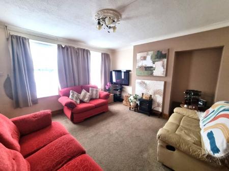 3 bedroom End of terrace house for sale in Byron Road, Ipswich, IP1