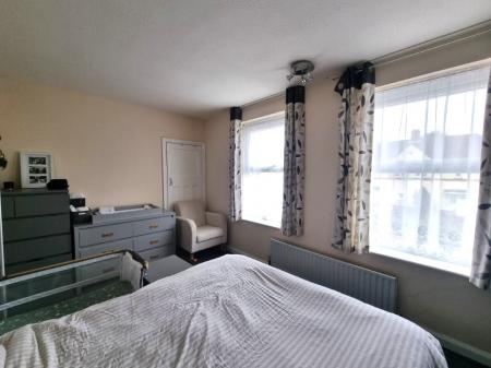 3 bedroom End of terrace house for sale in Byron Road, Ipswich, IP1