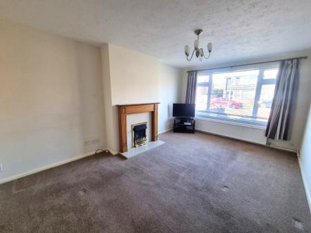 3 bedroom Semi-detached house for sale in Fircroft Road, Ipswich, IP1