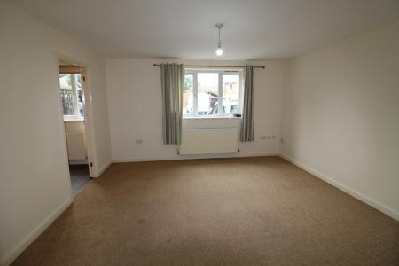 2 bedroom Flat for sale in Firmin Close, Ipswich, IP1