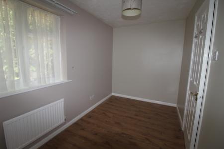 2 bedroom Terraced House to let in Finbars Walk, Ipswich, IP4