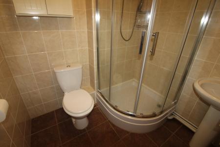 2 bedroom Terraced House to let in Finbars Walk, Ipswich, IP4