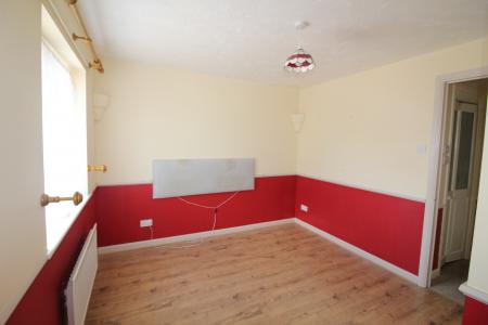 2 bedroom Terraced House to let in Finbars Walk, Ipswich, IP4