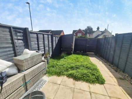 2 bedroom Terraced House for sale in Limestone Close, Great Blakenham, IP6