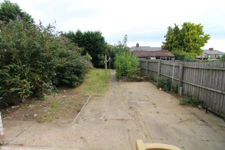 3 bedroom Semi-detached house to let in Bennett Road, Ipswich, IP1