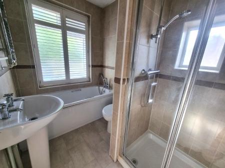 3 bedroom Semi-detached house for sale in Foxhall Road, Ipswich, IP3