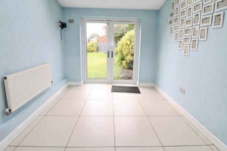 3 bedroom Semi-detached house for sale in Foxhall Road, Ipswich, IP3