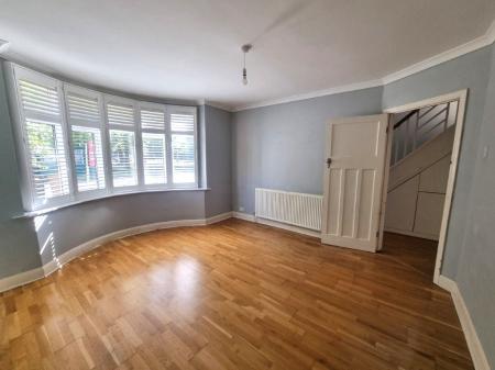 3 bedroom Semi-detached house for sale in Foxhall Road, Ipswich, IP3
