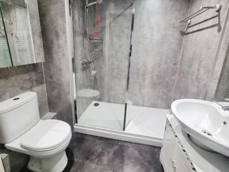 1 bedroom Flat for sale in Norwich Road, Ipswich, IP1