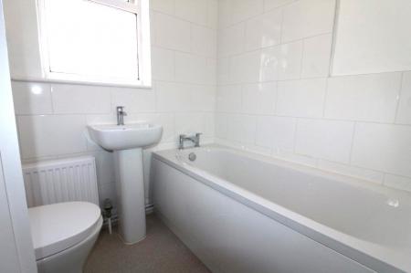 3 bedroom Semi-detached house to let in Grove Lane, Ipswich, IP4