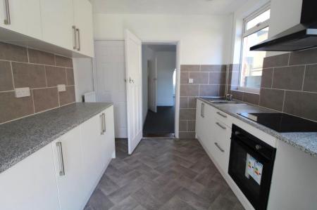3 bedroom Semi-detached house to let in Grove Lane, Ipswich, IP4