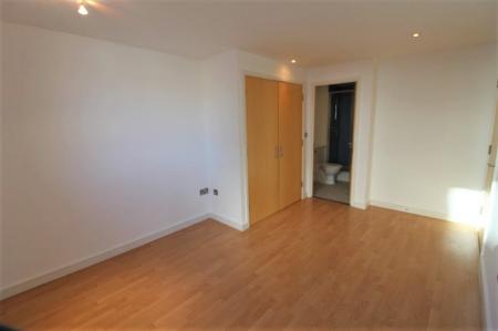 2 bedroom Flat to let in Coprolite Street, Waterfront, Ipswich, IP3