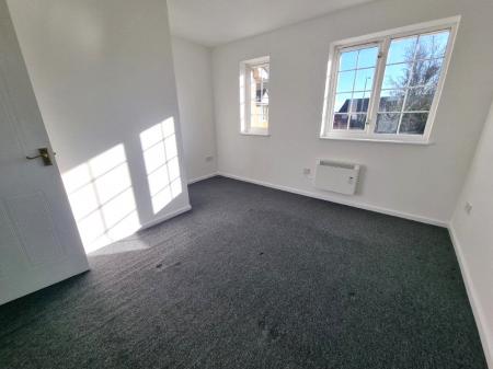 2 bedroom Terraced House to let in Bishop Mews, Pinewood, IP8