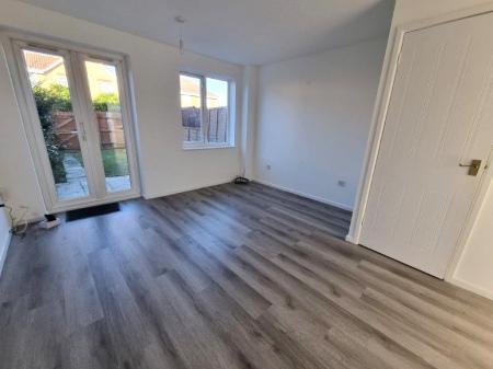 2 bedroom Terraced House to let in Bishop Mews, Pinewood, IP8