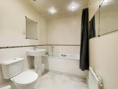 2 bedroom Flat to let in Yeoman Close, Ipswich, IP1