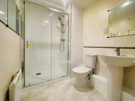 2 bedroom Flat to let in Yeoman Close, Ipswich, IP1