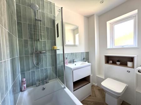 1 bedroom Terraced House to let in Yew Tree Rise, Pinewood, IP8