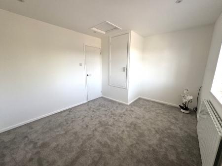 1 bedroom Terraced House to let in Yew Tree Rise, Pinewood, IP8