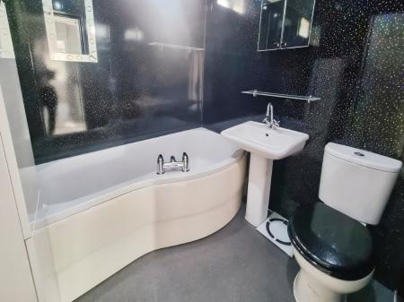 3 bedroom Semi-detached house for sale in Avondale Road, Ipswich, IP3