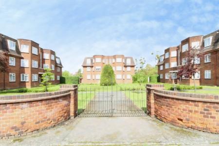 1 bedroom Flat for sale in Valley Road, Ipswich, IP1