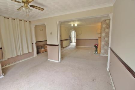 3 bedroom Semi-detached house for sale in Kempton Road, Ipswich, IP1