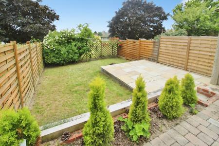 3 bedroom Semi-detached house for sale in Kempton Road, Ipswich, IP1