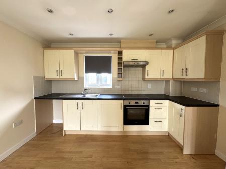 2 bedroom Flat to let in Provan Court, IP3, Ipswich, IP3