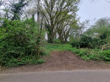 Hyams Lane, Holbrook, IP9