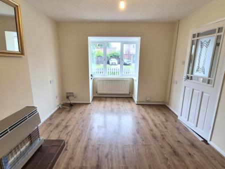 2 bedroom Semi-detached house to let in Roxburgh Road, Ipswich, IP4