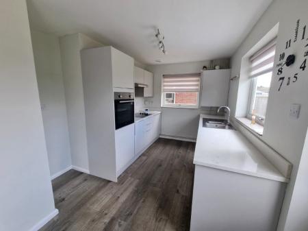 2 bedroom Bungalow to let in Humber Doucy Lane, Ipswich, IP4