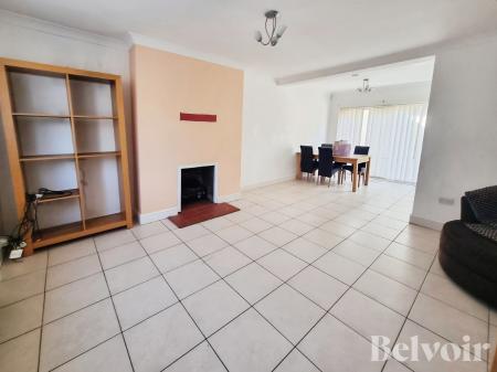 4 bedroom Semi-detached house for sale in Spring Road, Ipswich, IP4