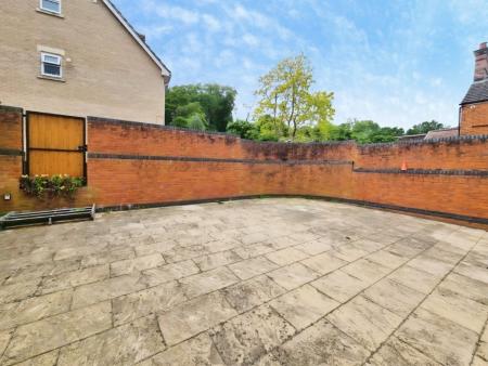 4 bedroom Semi-detached house for sale in Spring Road, Ipswich, IP4