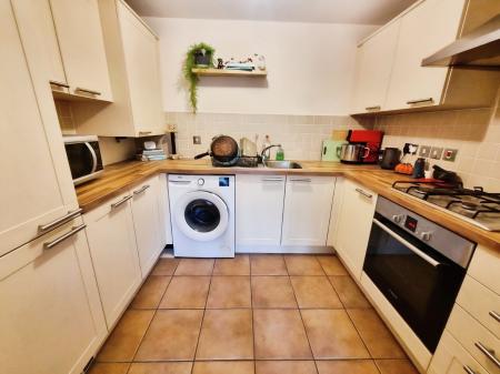 2 bedroom Flat for sale in Worsdell Close, Ipswich, IP2