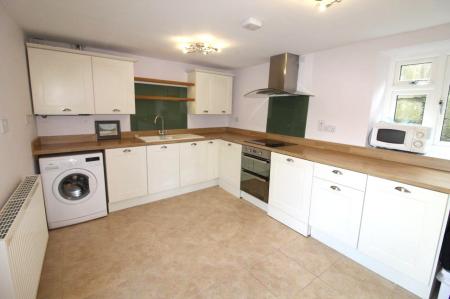 1 bedroom Mews house to let in Buckshorn Lane, Eye, IP23
