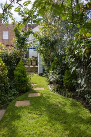 2 bedroom Terraced House for sale in Finchley Road, Ipswich, IP4