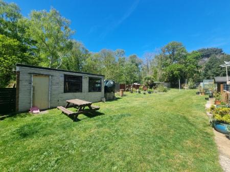 4 bedroom Semi-detached house for sale in Foxhall Road, Ipswich, IP4